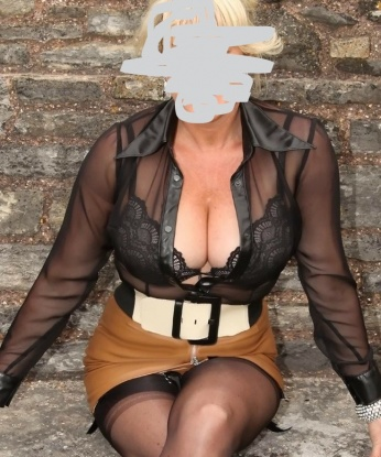 Анкета проститутки Анжела - город Трудовое, 52 года, №9921